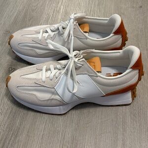 New Balance 327 Sneakers